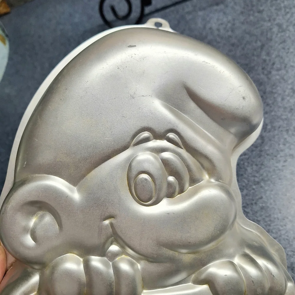 Wilton Smurf Birthday Cake Pan, 1983 #502-4033